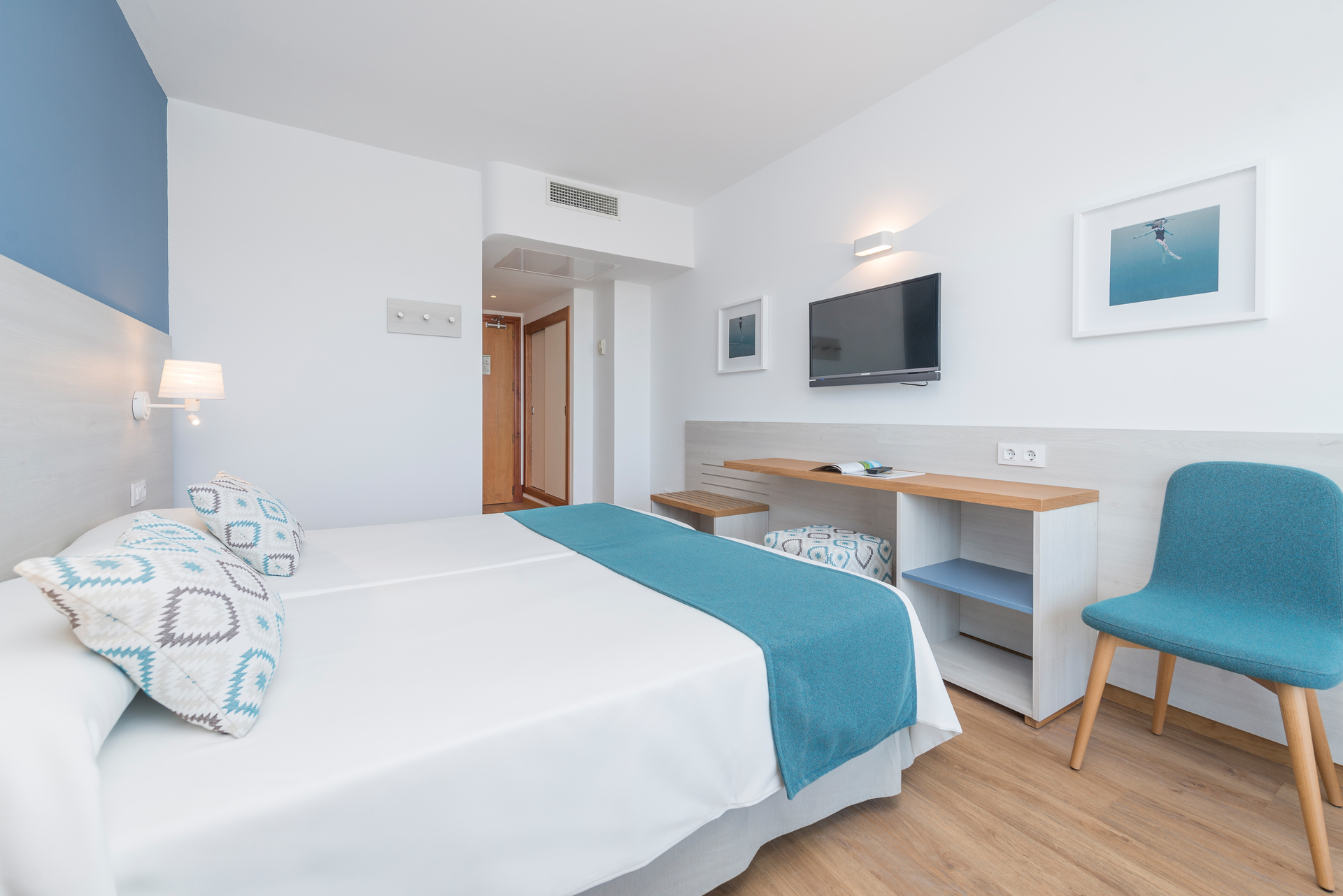 Vista Park Hotel & Apartments