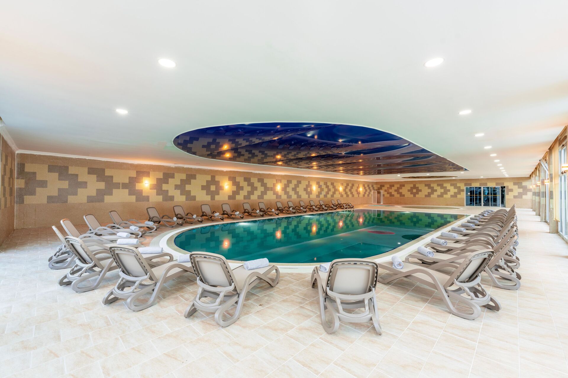 Casa Fora Beach Resort