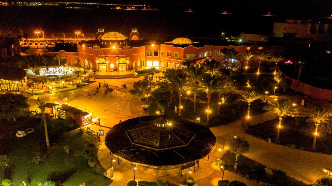 Caribbean World Resort Soma Bay