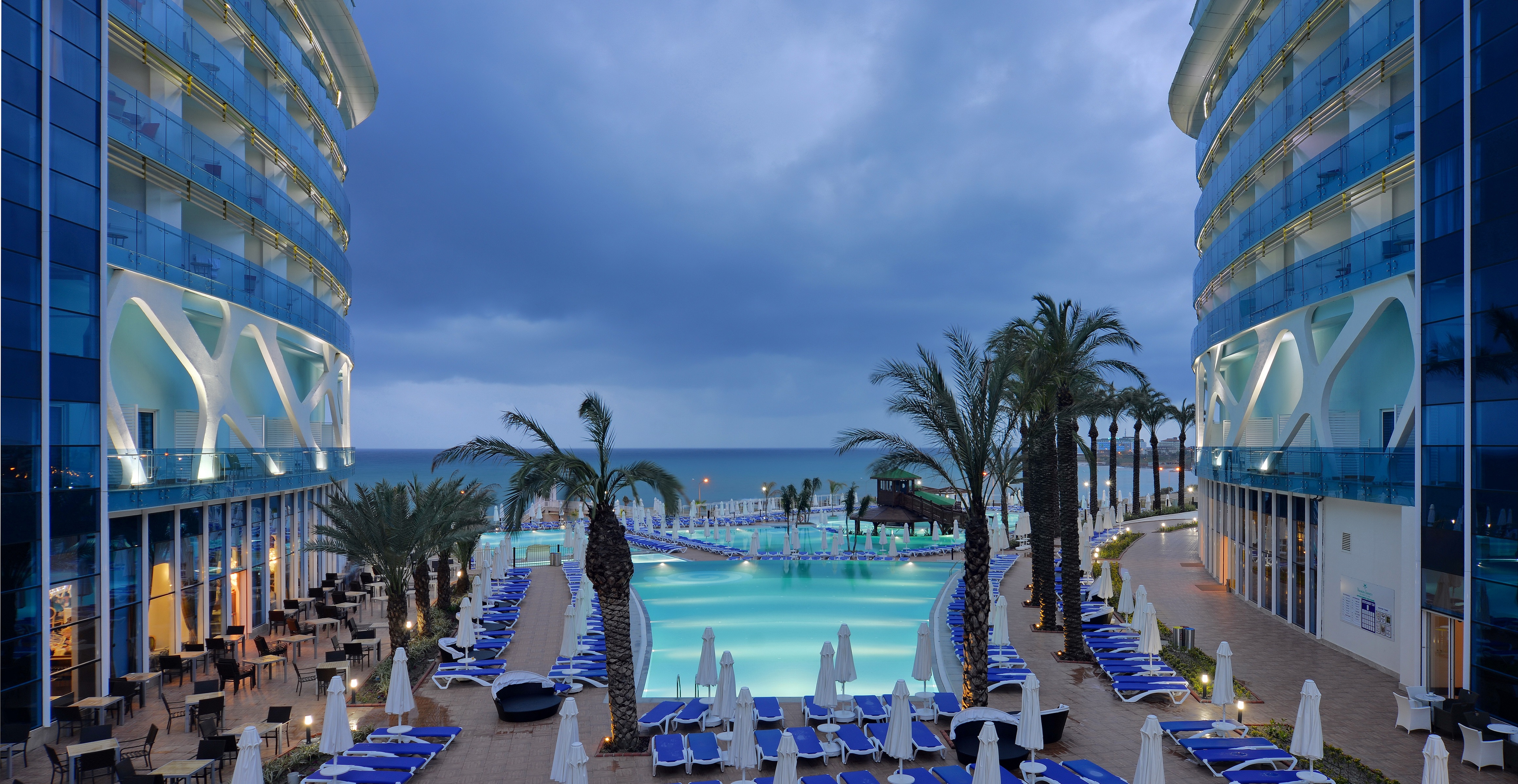 Vikingen Infinity Resort & Spa