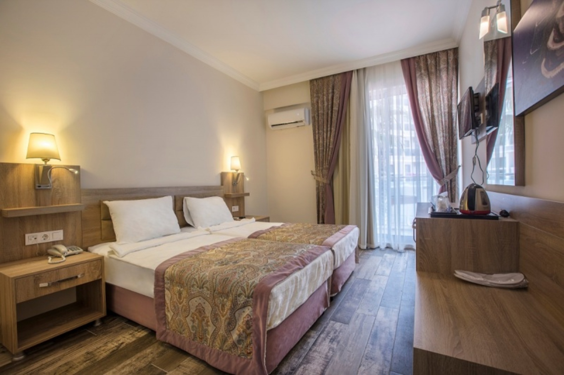 Arsi Hotel