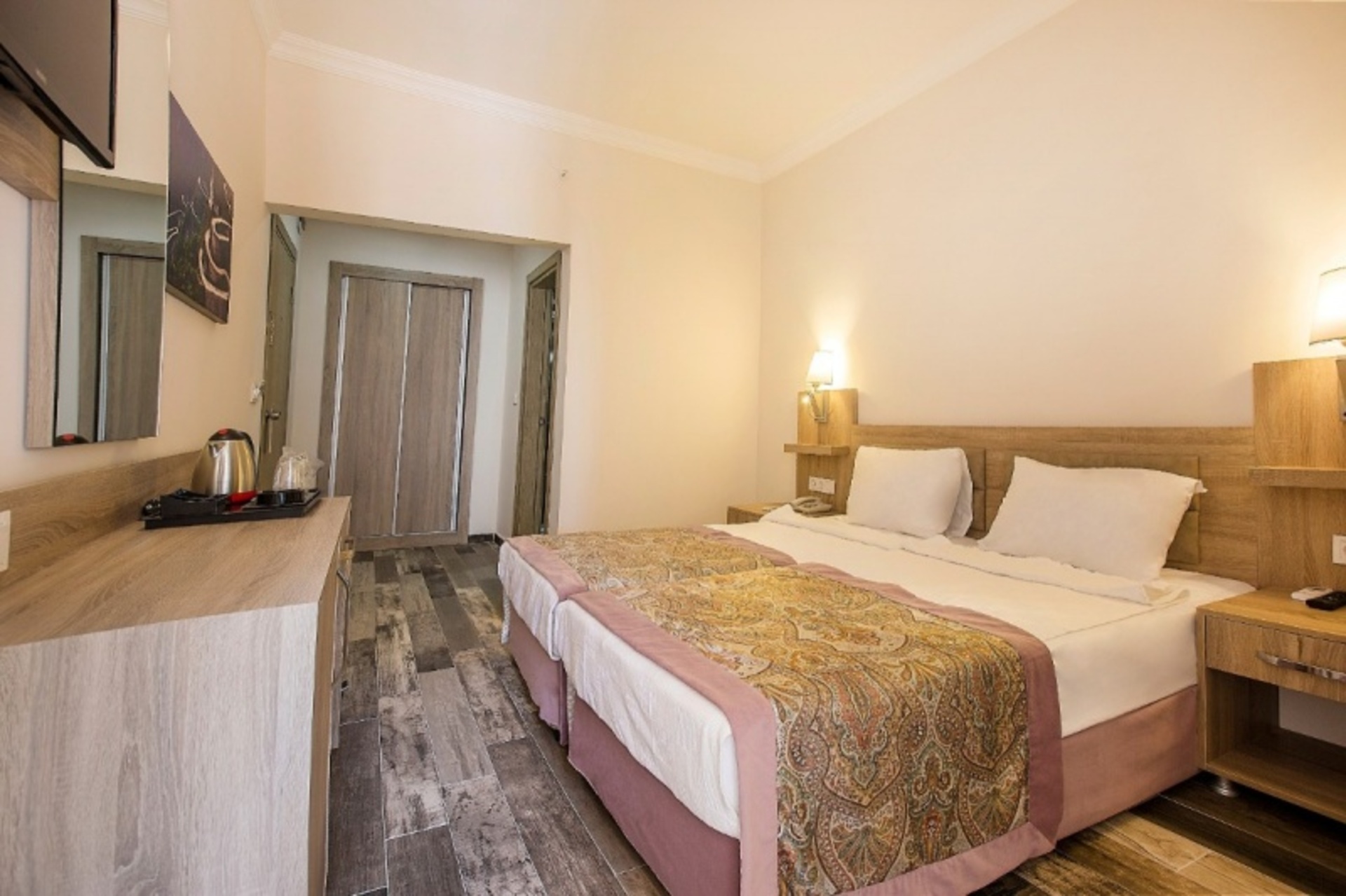 Arsi Hotel