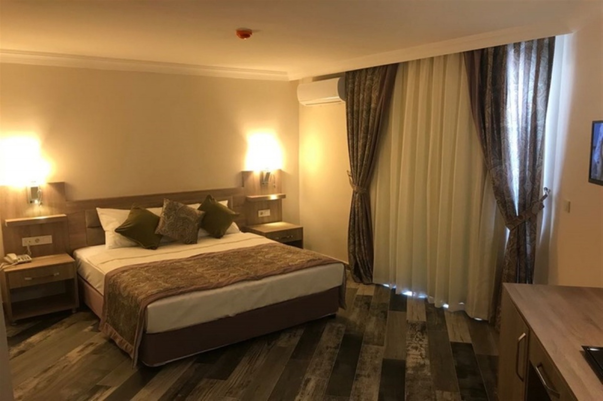Arsi Hotel