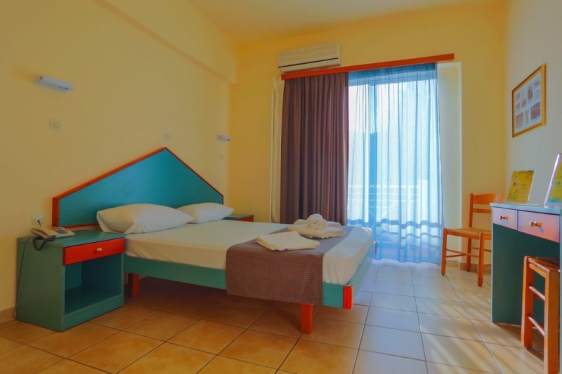 Filoxenia Hotel Tholos
