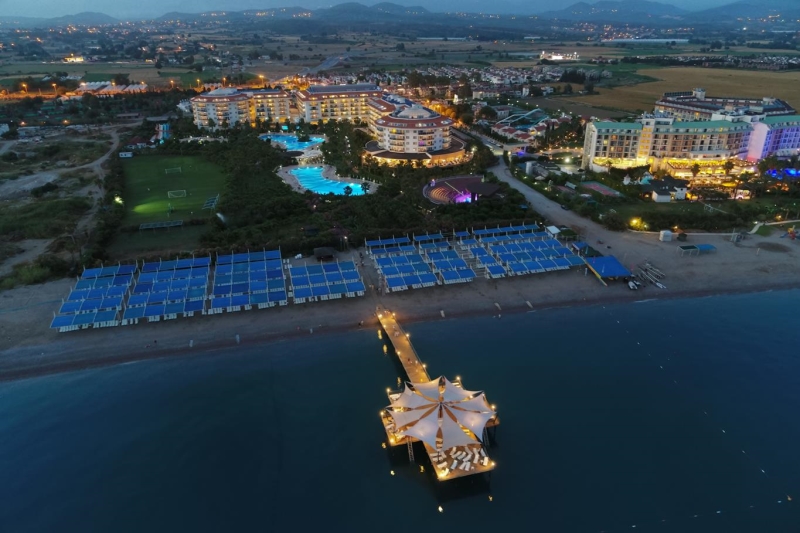 Seaden Sea World Resort & Spa