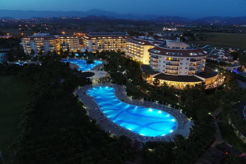 Seaden Sea World Resort & Spa