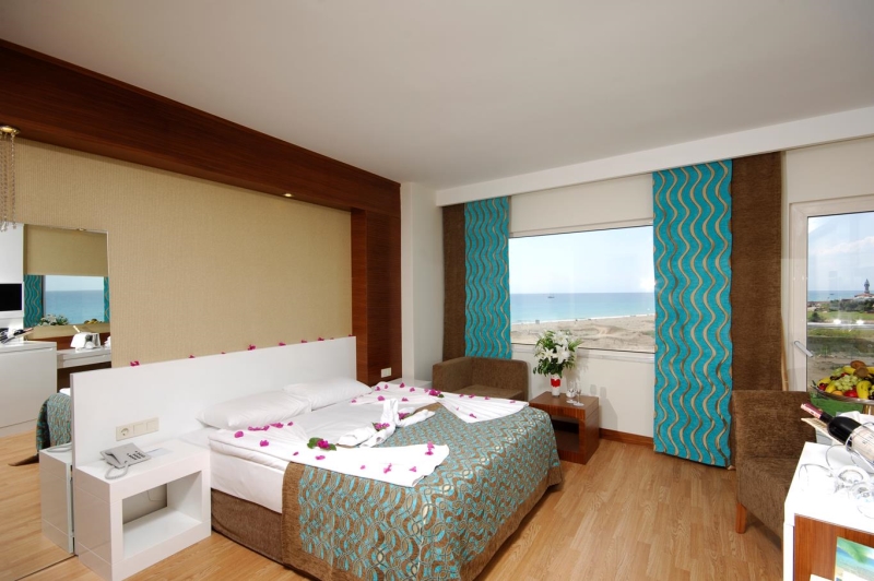 Seaden Sea World Resort & Spa