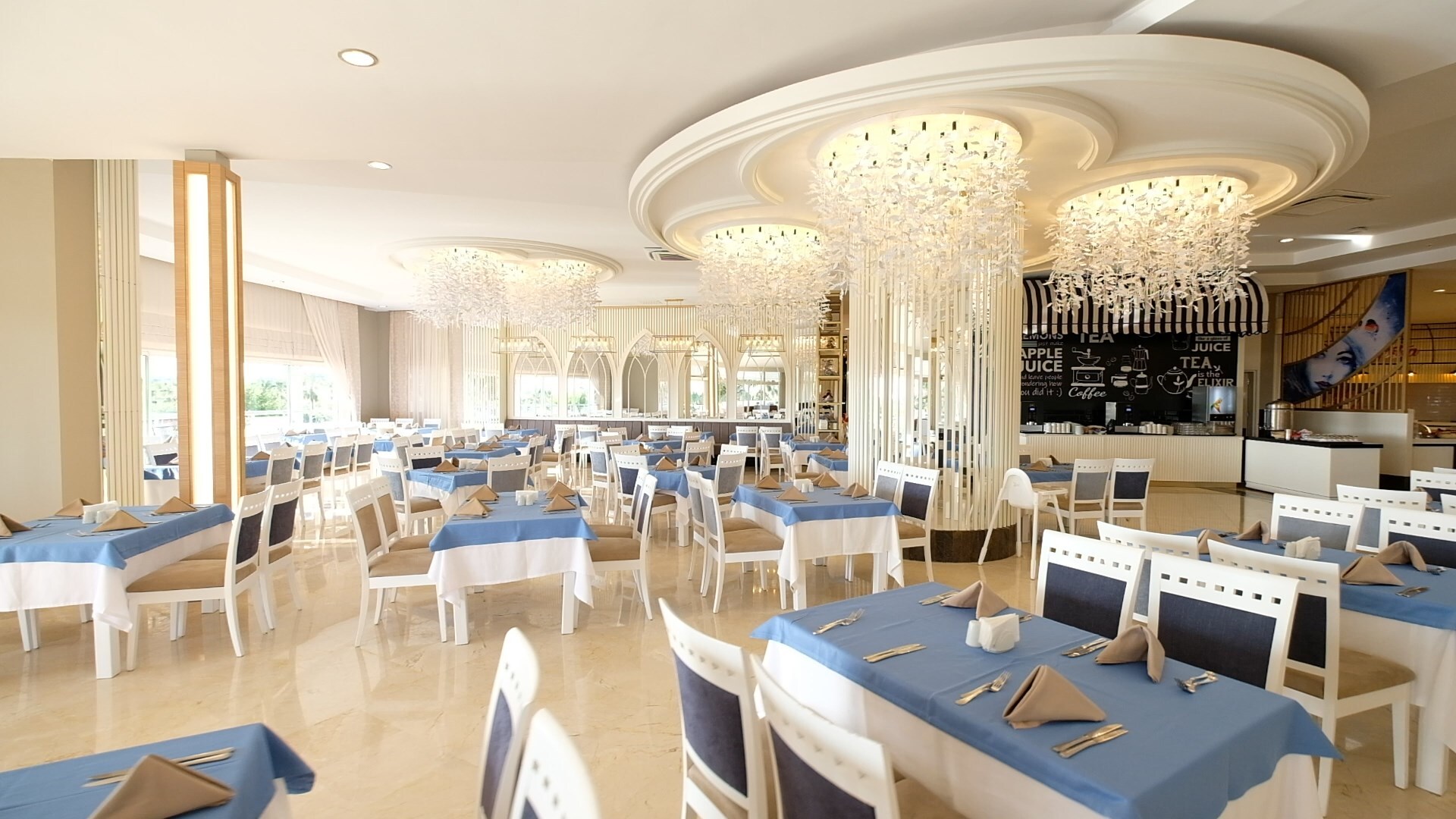 Seaden Sea World Resort & Spa