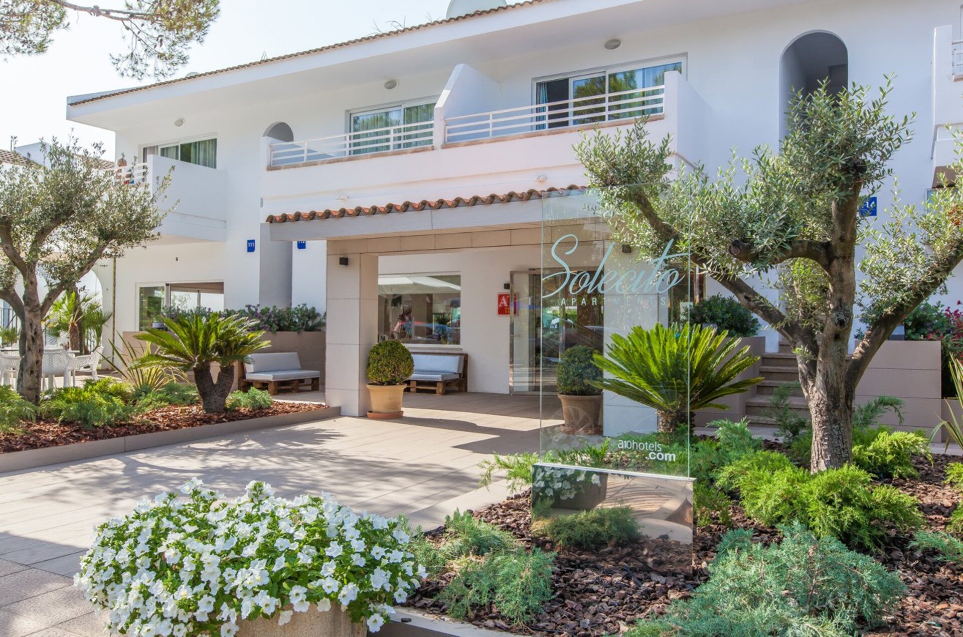 Solecito Apartments