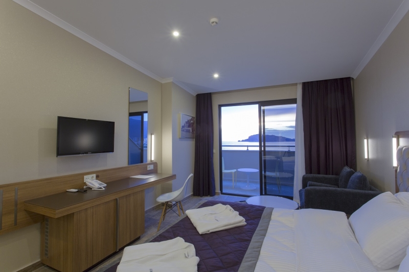 Michell Hotel