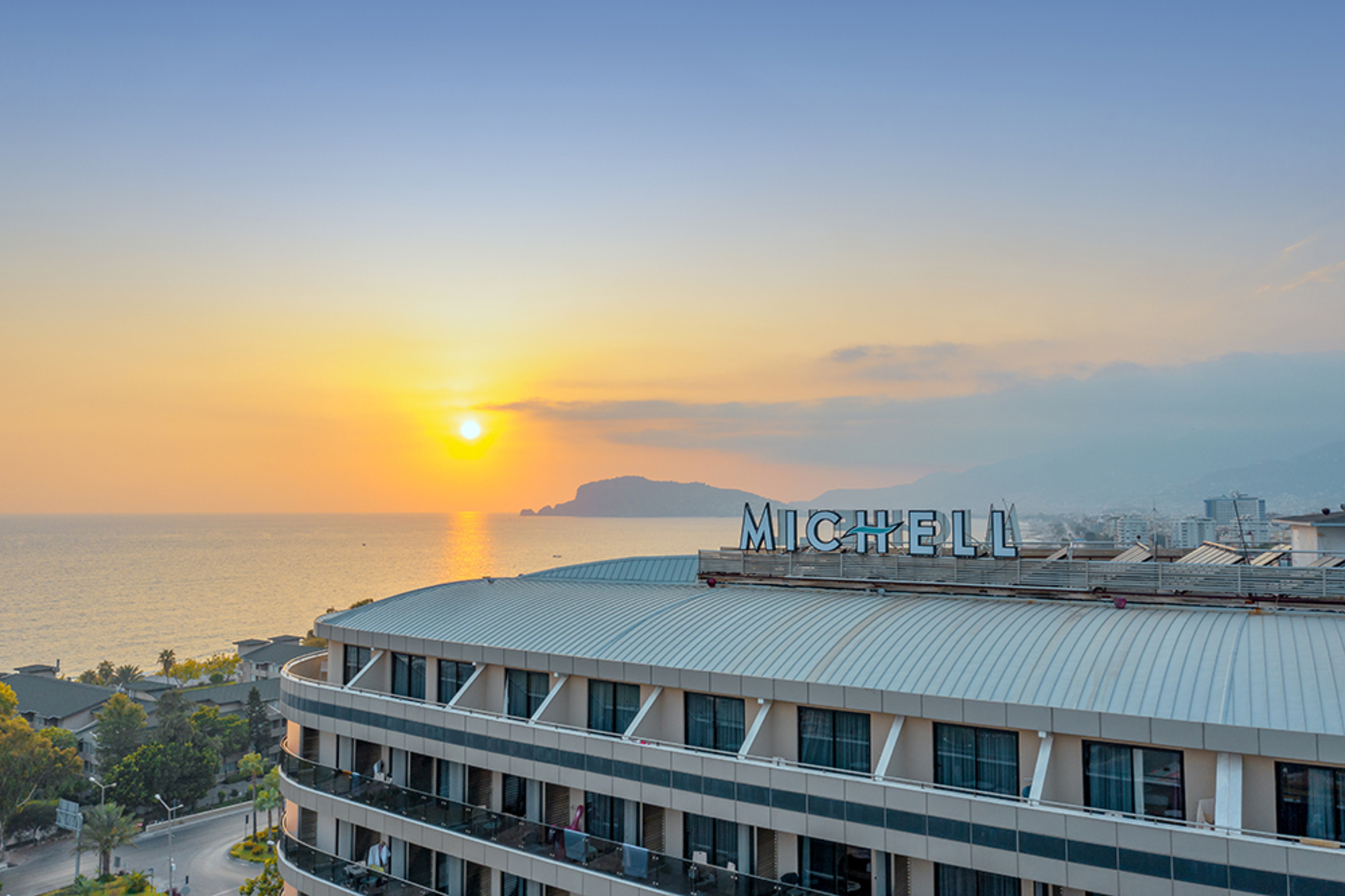 Michell Hotel