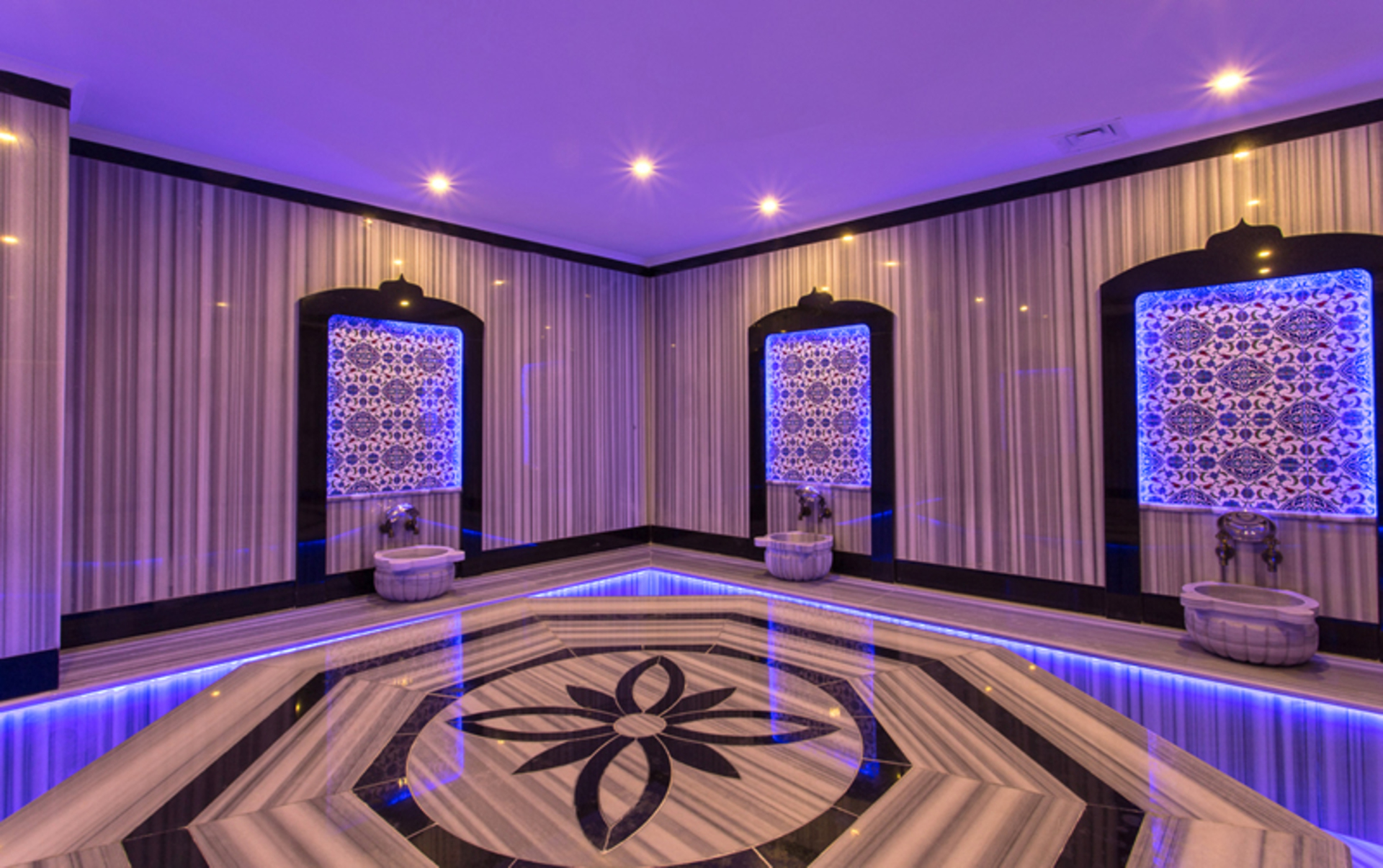 Michell Hotel