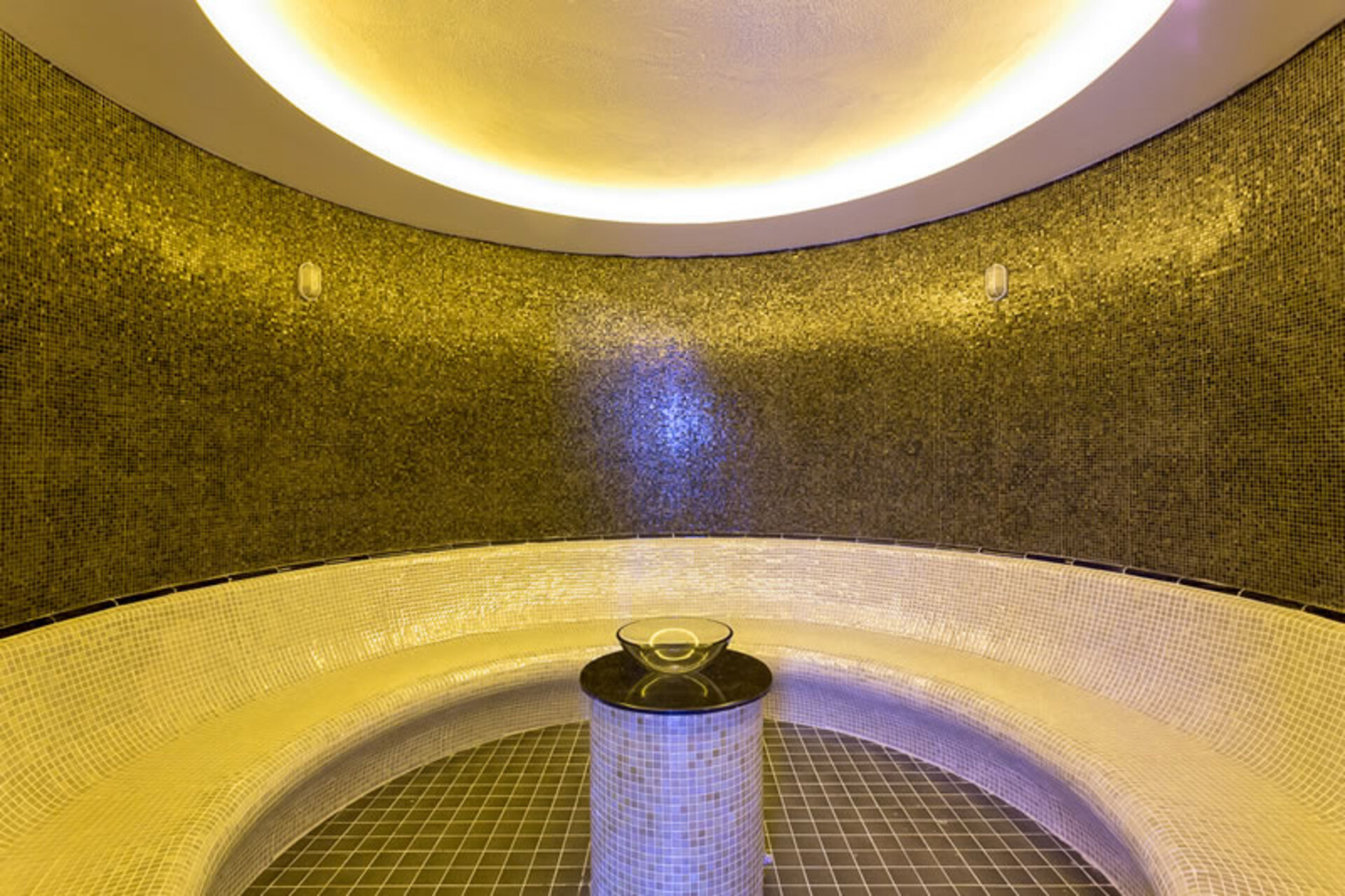 Michell Hotel