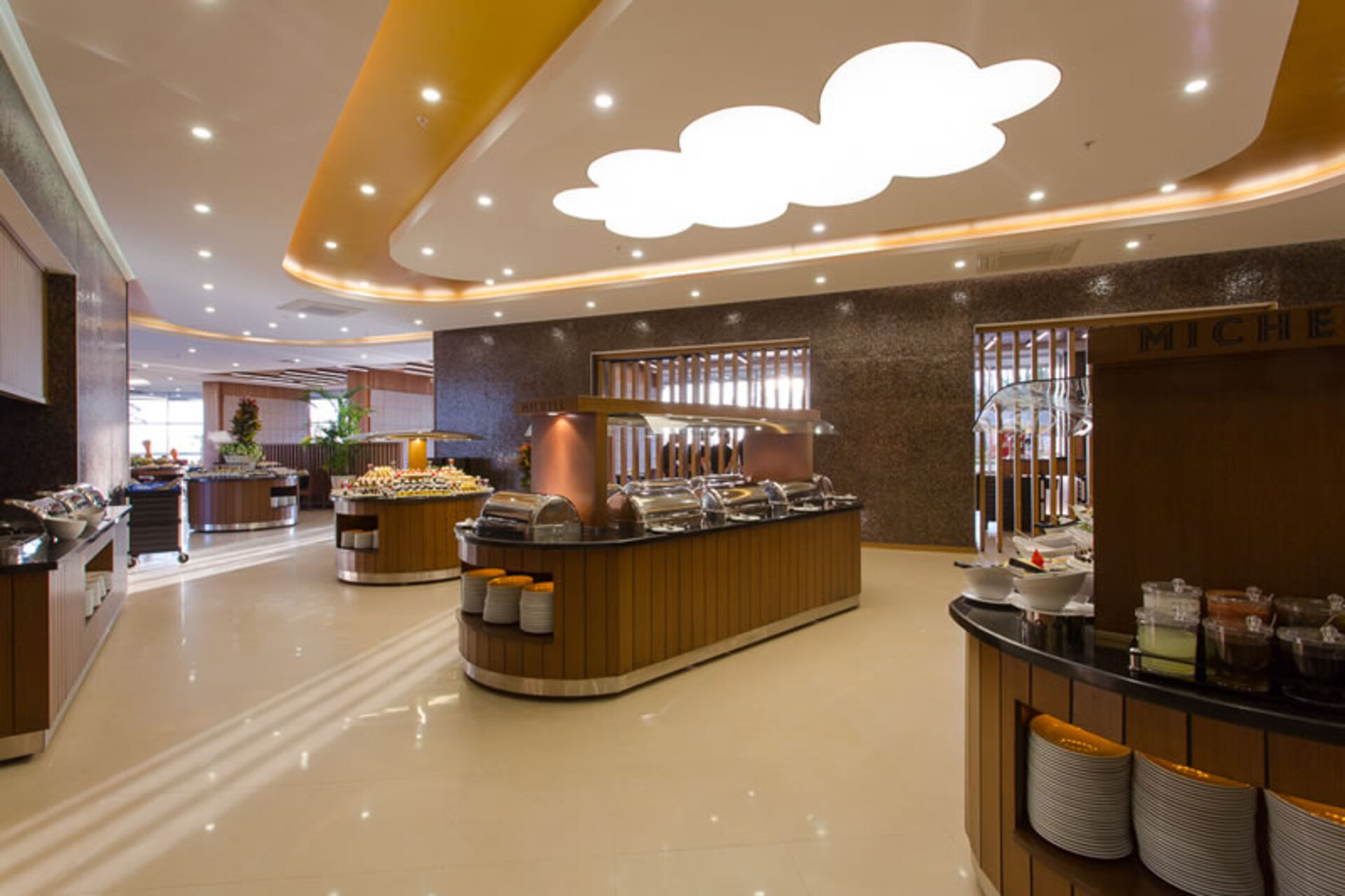 Michell Hotel