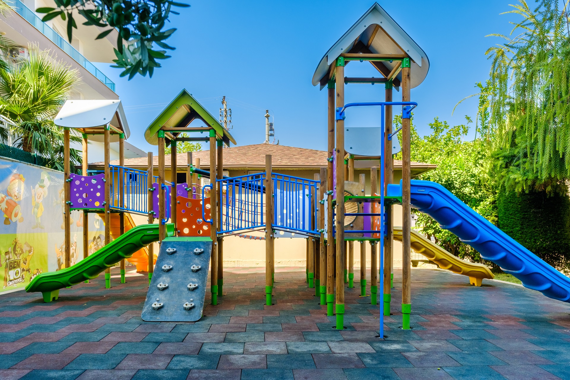 Royal Garden Beach Ex: Royal Select & Suite Hotel