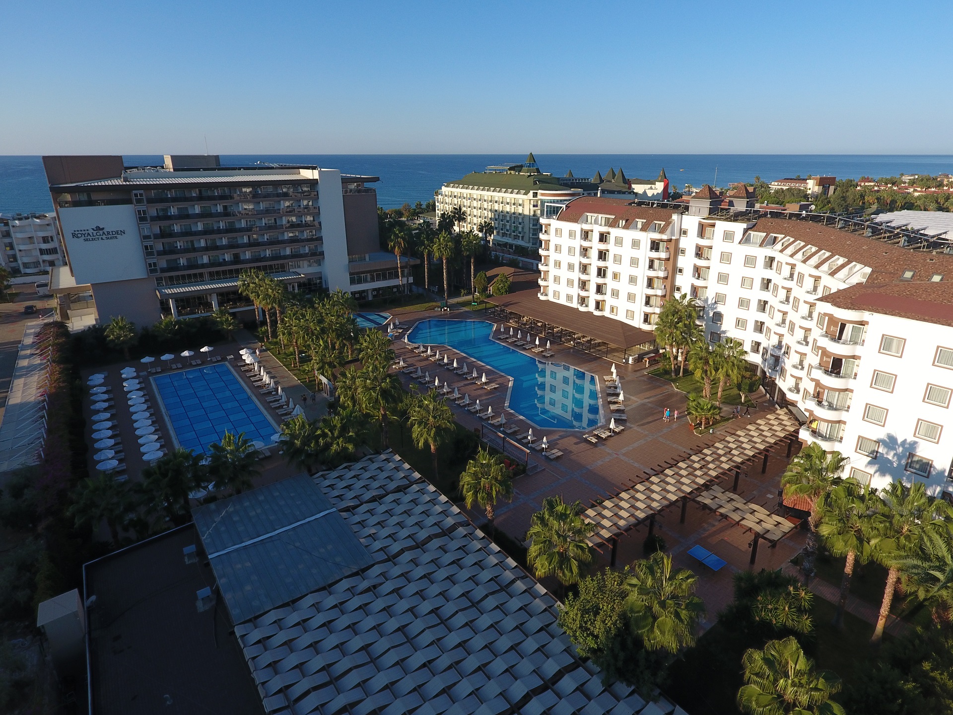 Royal Garden Beach Ex: Royal Select & Suite Hotel