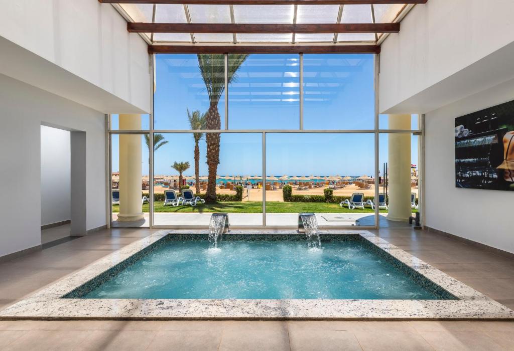 Royal Azur Resort