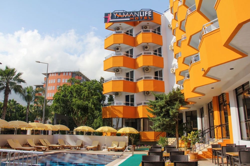 YamanLife Hotel