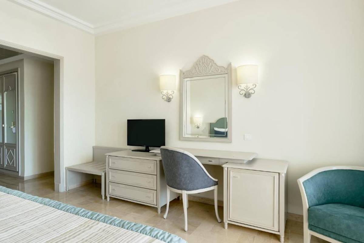 Iberostar Waves Averroes