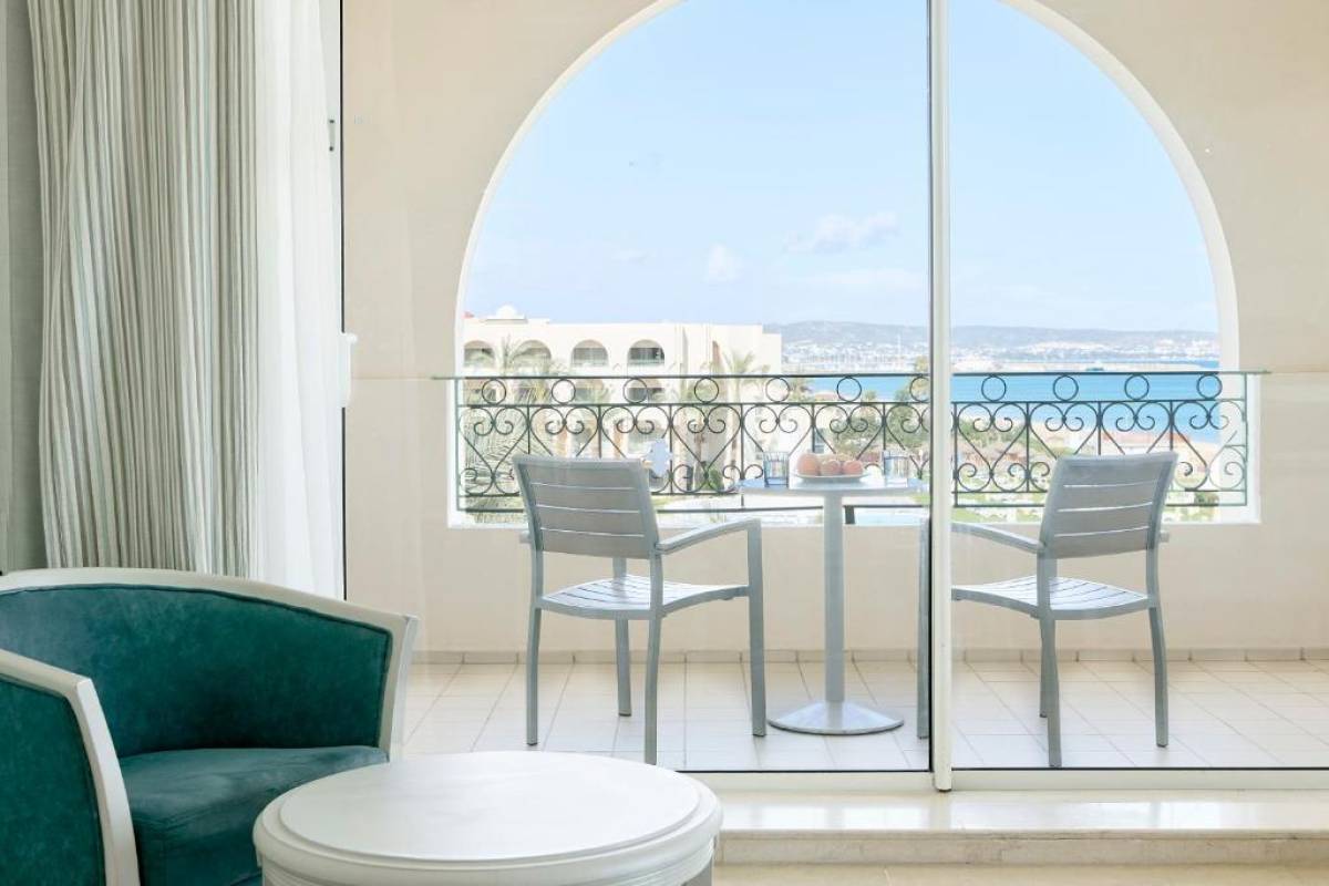 Iberostar Waves Averroes