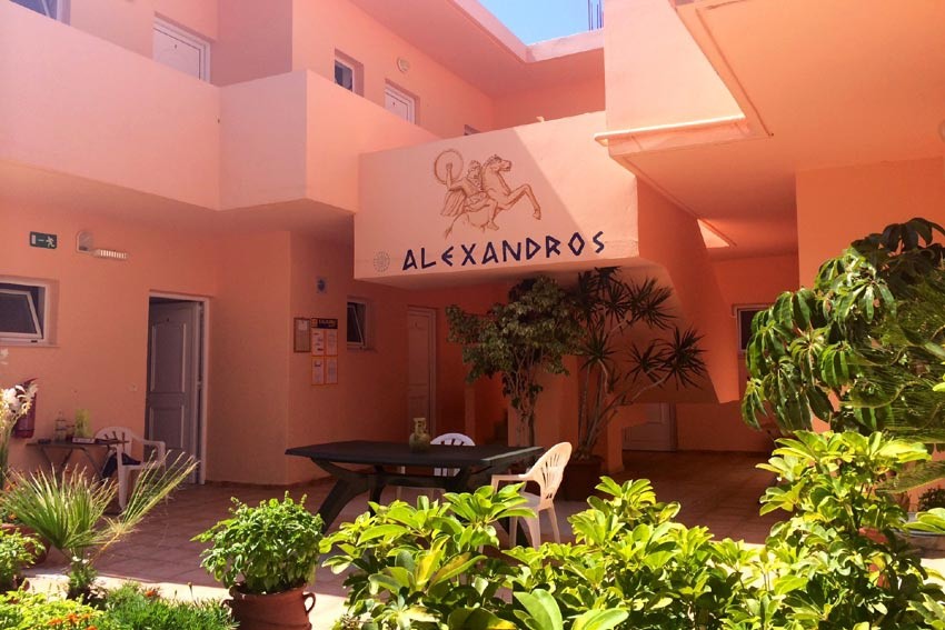 ALEXANDROS APARTMENTS
