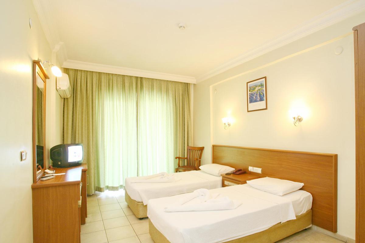 Alanya Beach Hotel