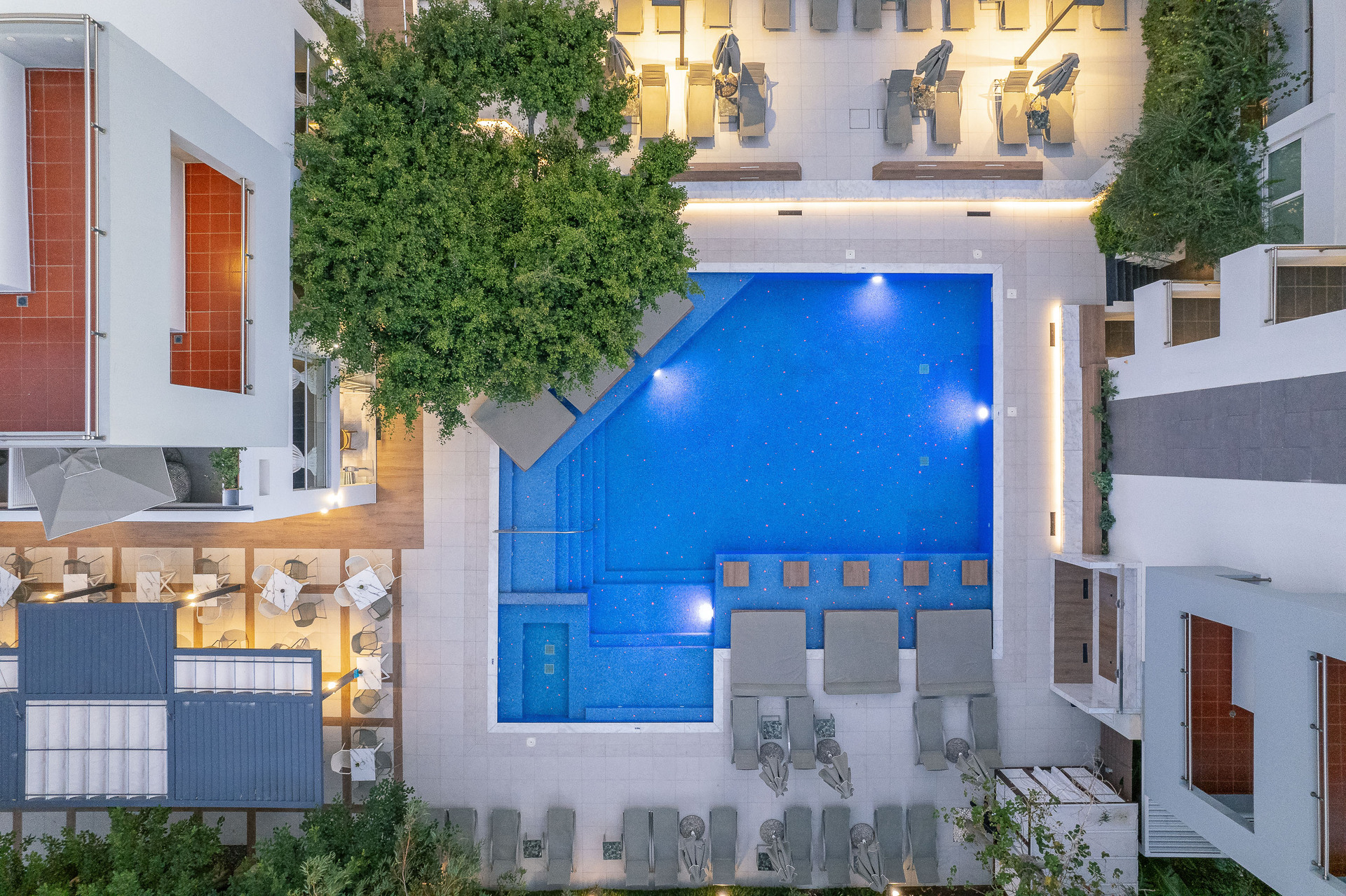 Atrium Ambiance Hotel
