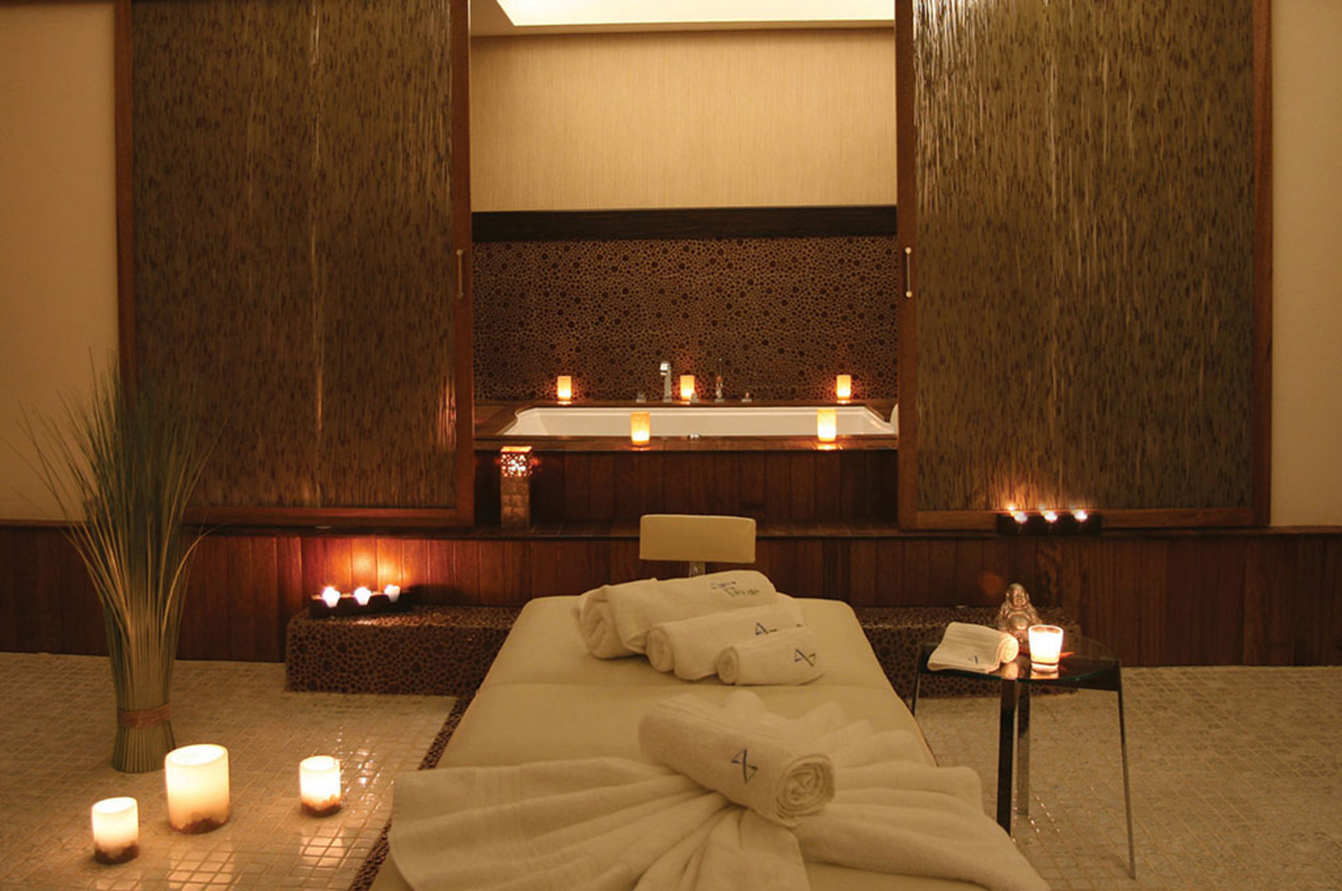 Goldcity Hotel