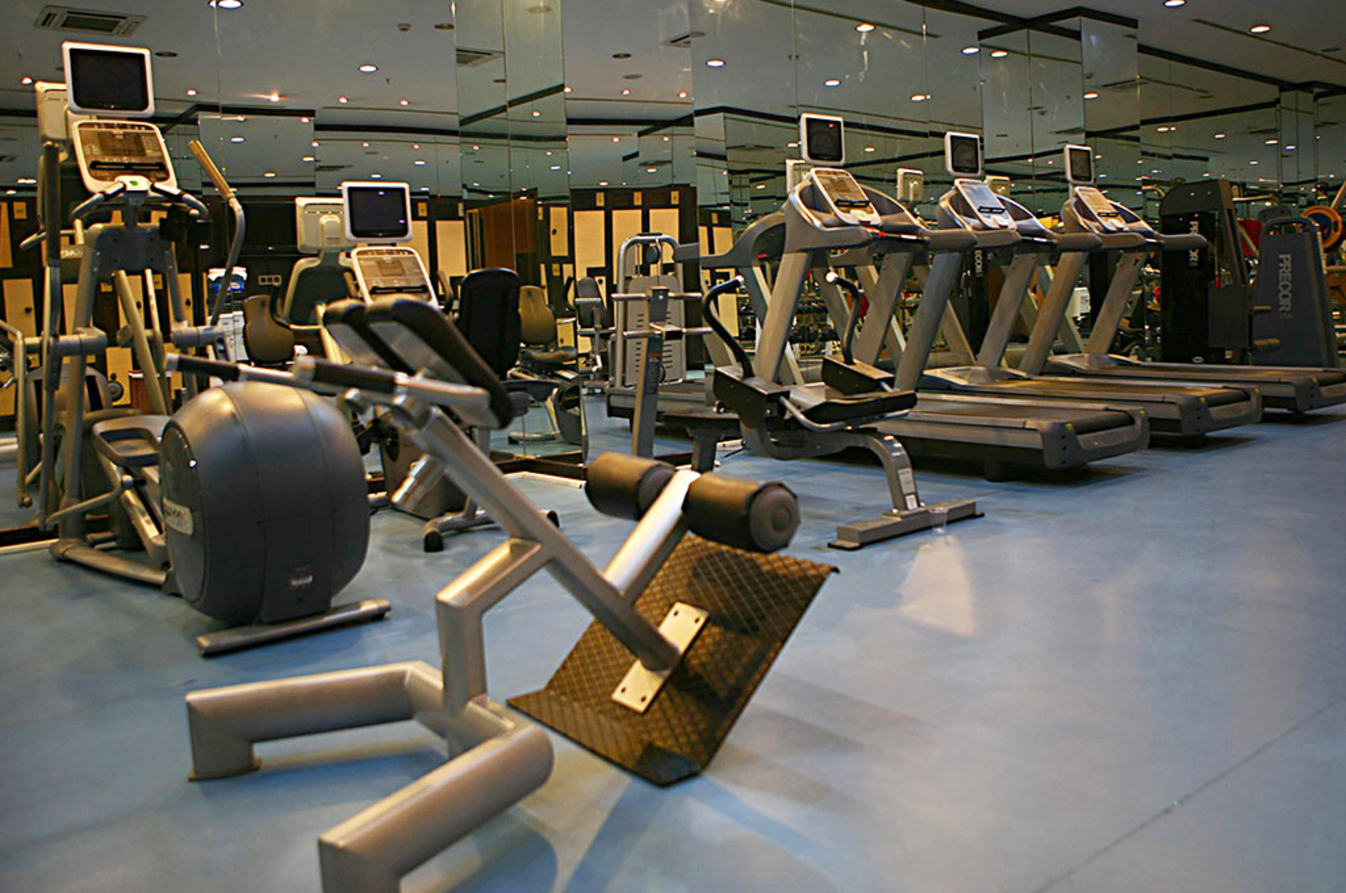 Goldcity Hotel