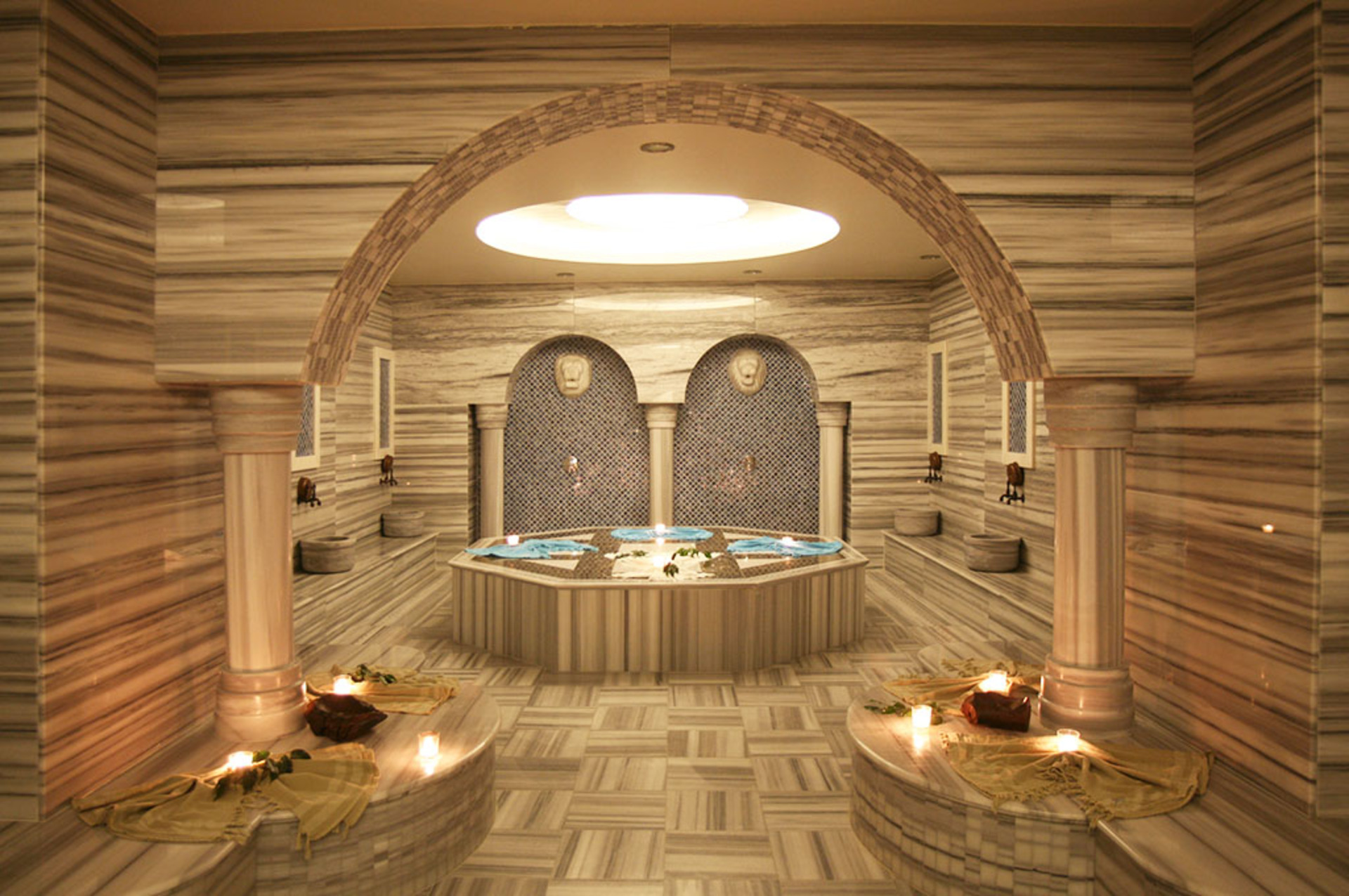 Goldcity Hotel