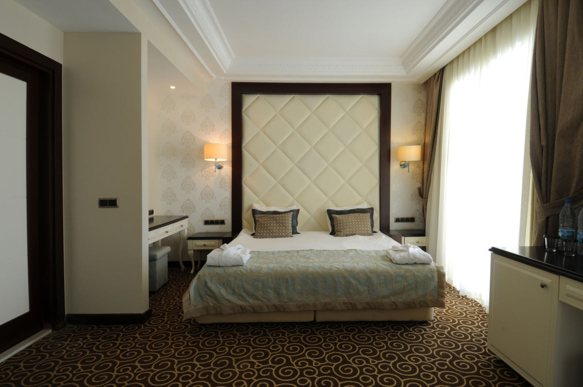 Goldcity Hotel
