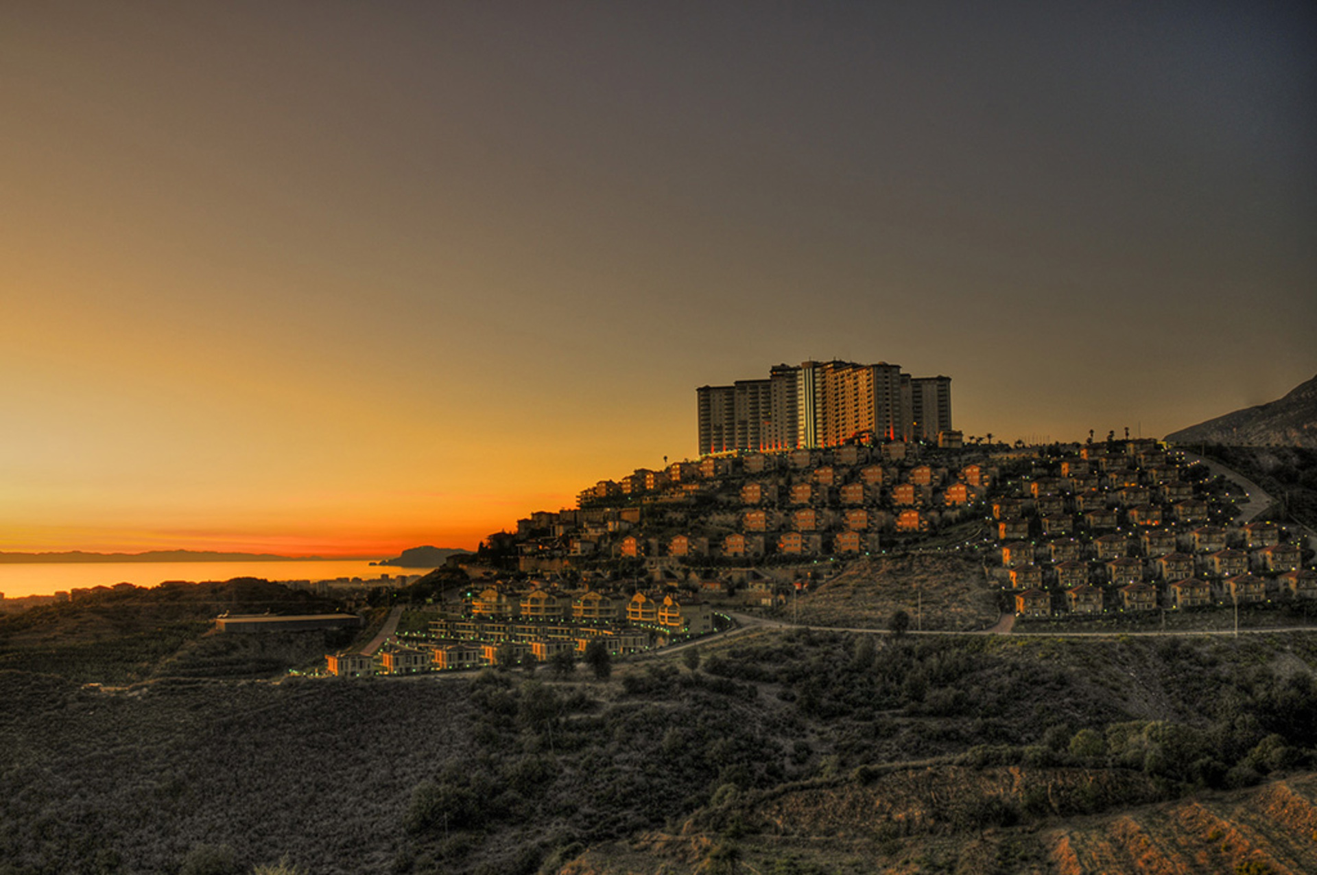 Goldcity Hotel