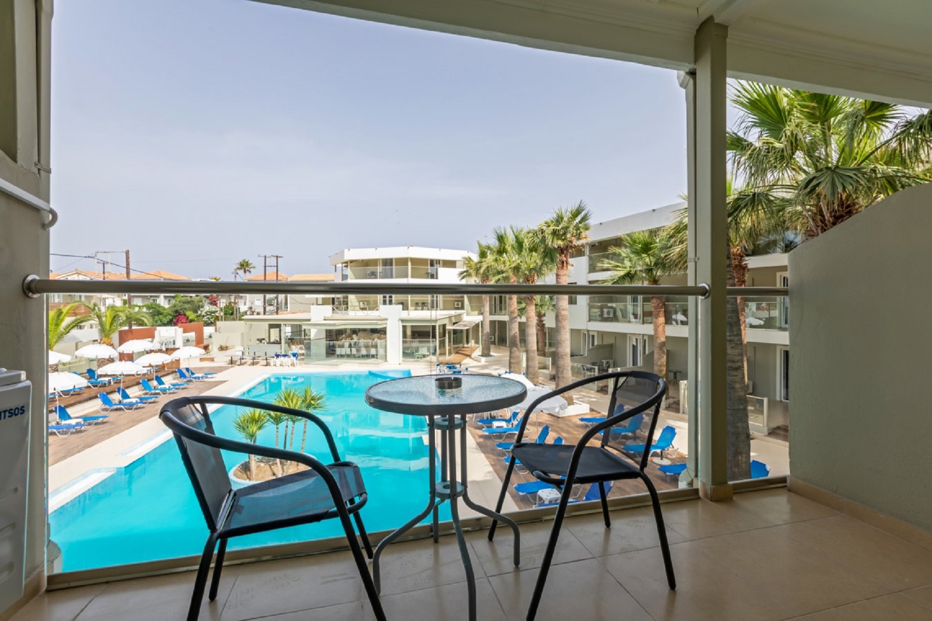 Cameo Beach Resort