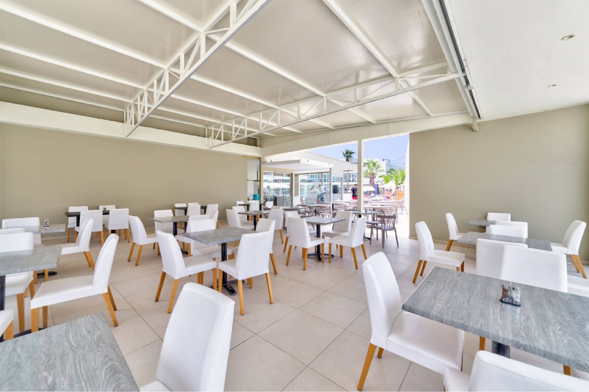 Cameo Beach Resort